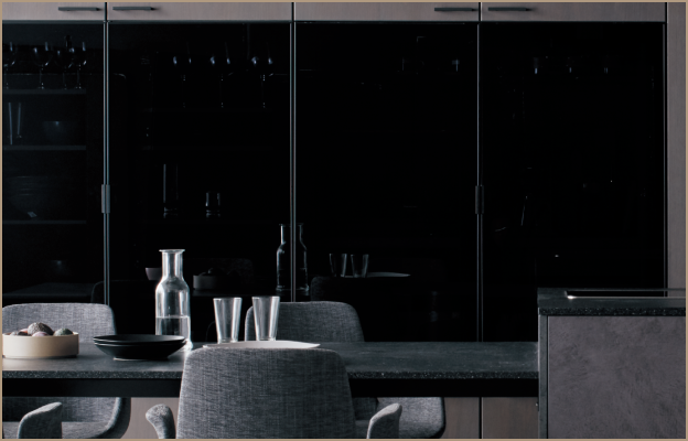 玻璃門家電收納櫃